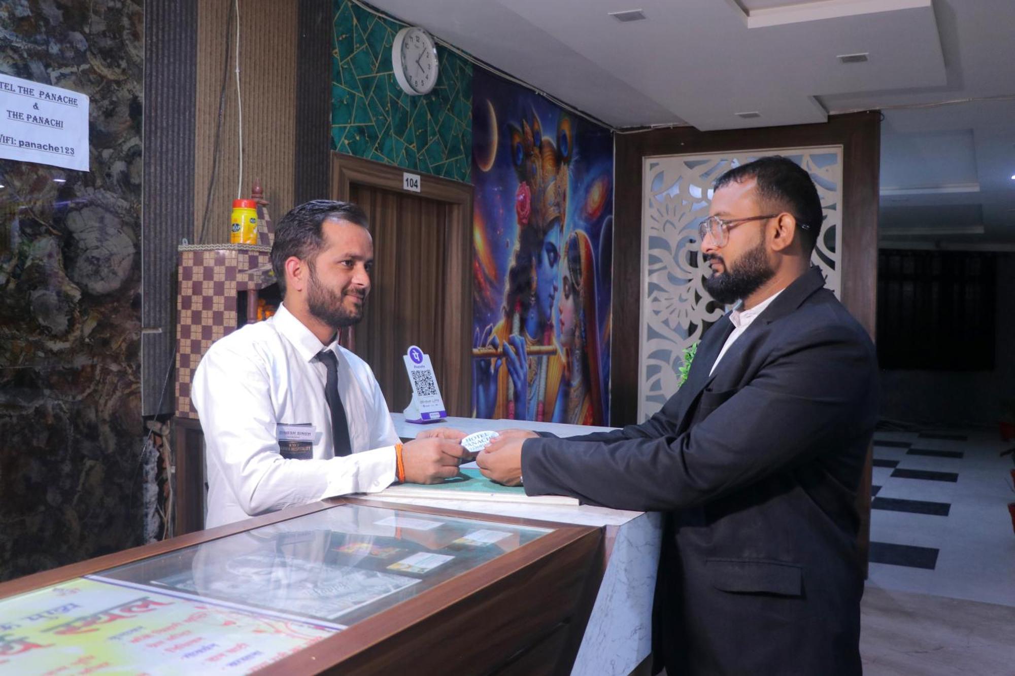 Hotel Panache Mathura Eksteriør bilde